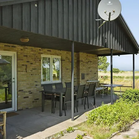 Holiday home Gorgeous In With Kitchen