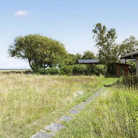 Gorgeous In With Kitchen Holiday home